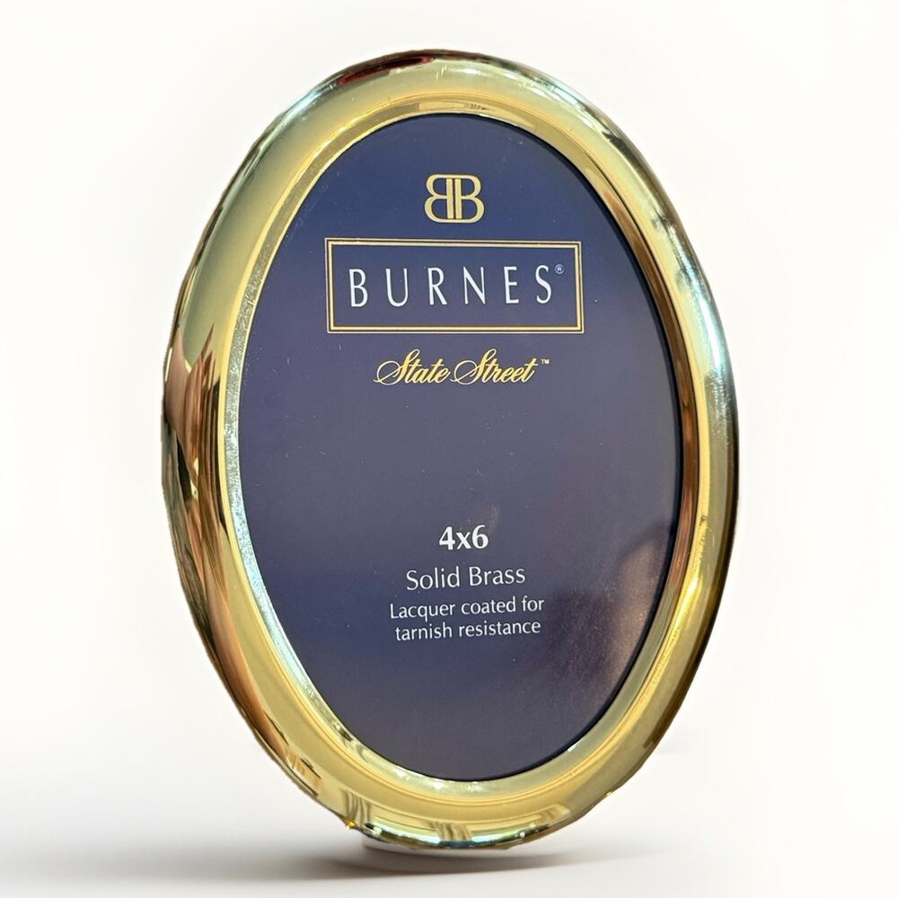 Burnes State Street Vintage Solid Brass Oval Footed Picture Frame 4x6”